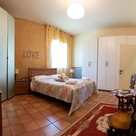 Hause Megghi Lägenhet Gambassi Terme Exteriör bild